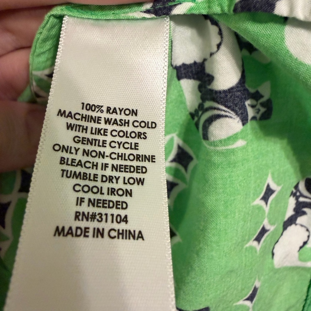 Crown & Ivy Boho Green & Navy Southern Preppy Elephant Print Blouse  Large - Picture 4 of 8